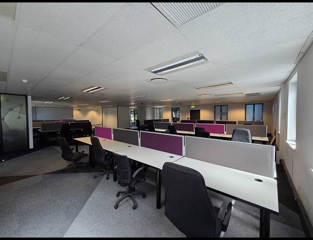 344M² OFFICE TO LET IN SANDTON CENTRAL